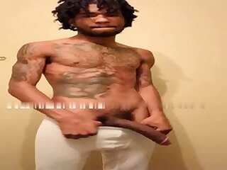 Sexy skinny tatted-up youngin flashing his bbc - ThisVid.com