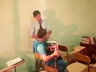 TEACHER OFFERS STUDENT EXTRA CREDIT FOR EXTRA BIG COCK - ThisVid.com