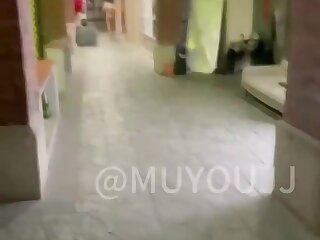 Running down the hallway - ThisVid.com