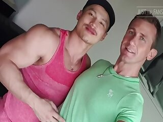 Ettore Tosi Fucks Asian Bodybuilder Ryan Hoang