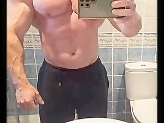 DADDY MUSCLE