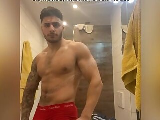 377 Arab KURDISH Muscular Prince Onlyfans