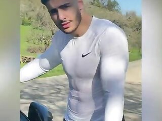 27 Arab KURDISH Muscular Prince Onlyfans