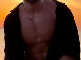 19 Arab KURDISH Muscular Prince Onlyfans