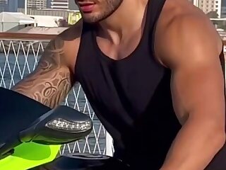 15 Arab KURDISH Muscular Prince Onlyfans