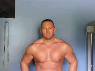 379 Serbian daddy Vladimir Ivanović   vladimir_35 onlyfans leaked