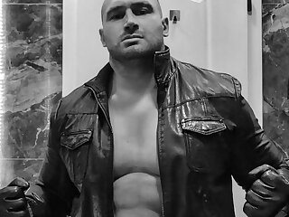 262 Serbian daddy Vladimir Ivanović   vladimir_35 onlyfans leaked