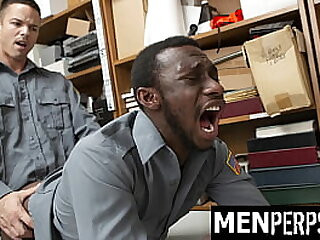 The Mall Guard Performing Strict Action on The Shoplifting Twink - Menperps