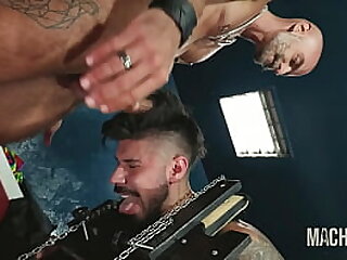 DOMINADOR ME PRENDEU E ME FEZ DE F&Ecirc;MEA JUNTO COM OUTRA PUTINHA&period; - FREE