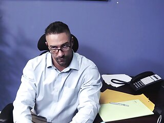 Kurt Foxx (Office Break)