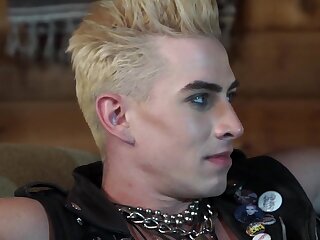 NIGHT TIME TRUCK FUCK