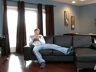 Bored Buddies (Brandon Lewis, Tyler Torro)