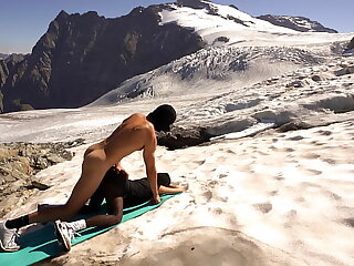 Outdoor Pegging Fucking on a real Glacier &excl;