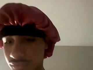 Horny light skin likes what he sees on chatting site.