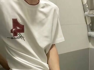 Rock hard Asian cummer, jacking it