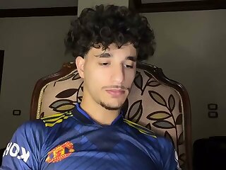 Cute Lebanese tiktoker bulge show live on TikTok