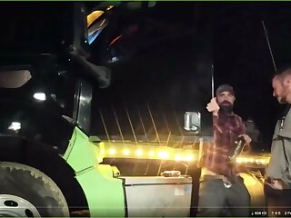 Two Truckermen spend a horny Night